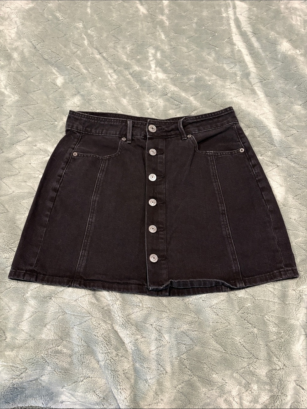 Women’s Black Button-Front Denim Skirt